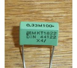 Kondensator 0,33 uF 100 V 20 % ( MKT 1822 )